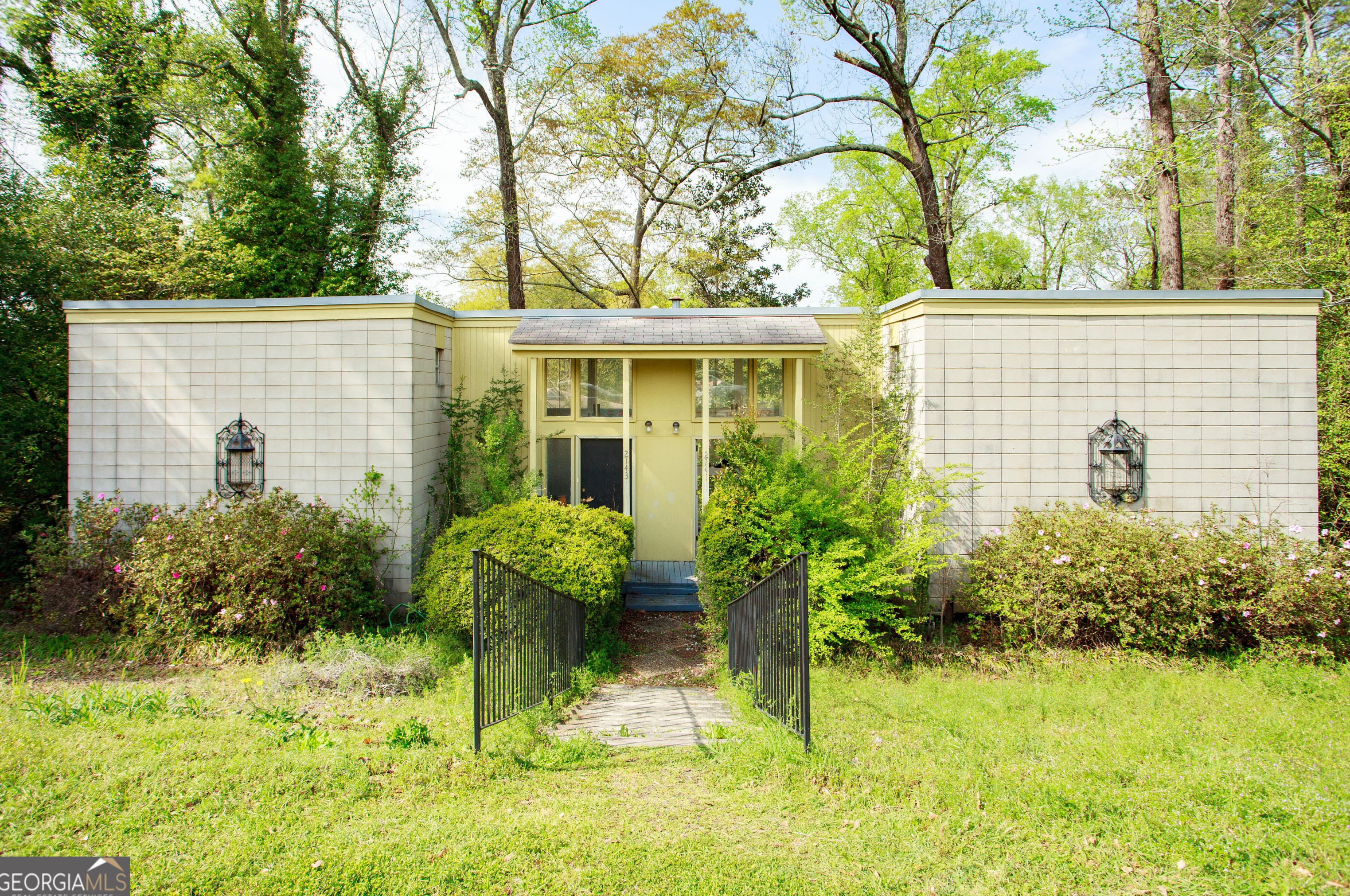 2141 Ingleside Ave, Macon, GA 31204-2029