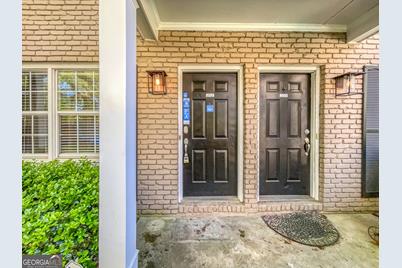 2232 Dunseath Avenue NW #APT 202, Atlanta, GA 30318 - Photo 1