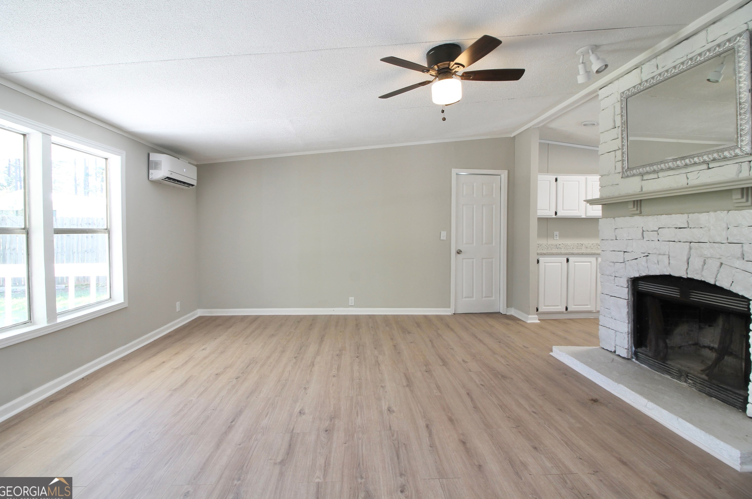 38 Virginia Lee Blvd, Jackson, GA 30233
