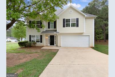 8292 Sterling Lakes Drive - Photo 1