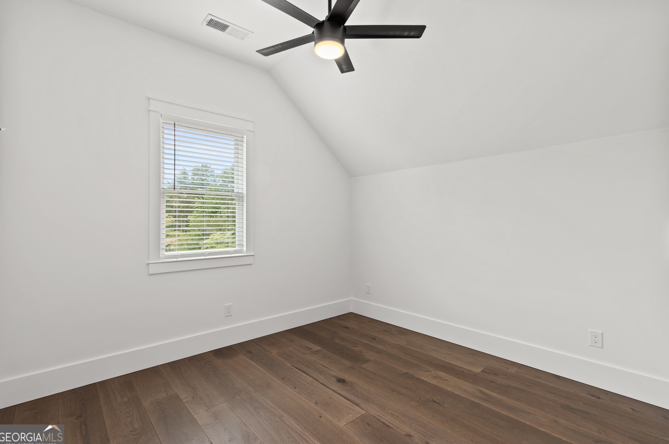 346 Crestview Cir, Roswell GA  30075-3823 exterior