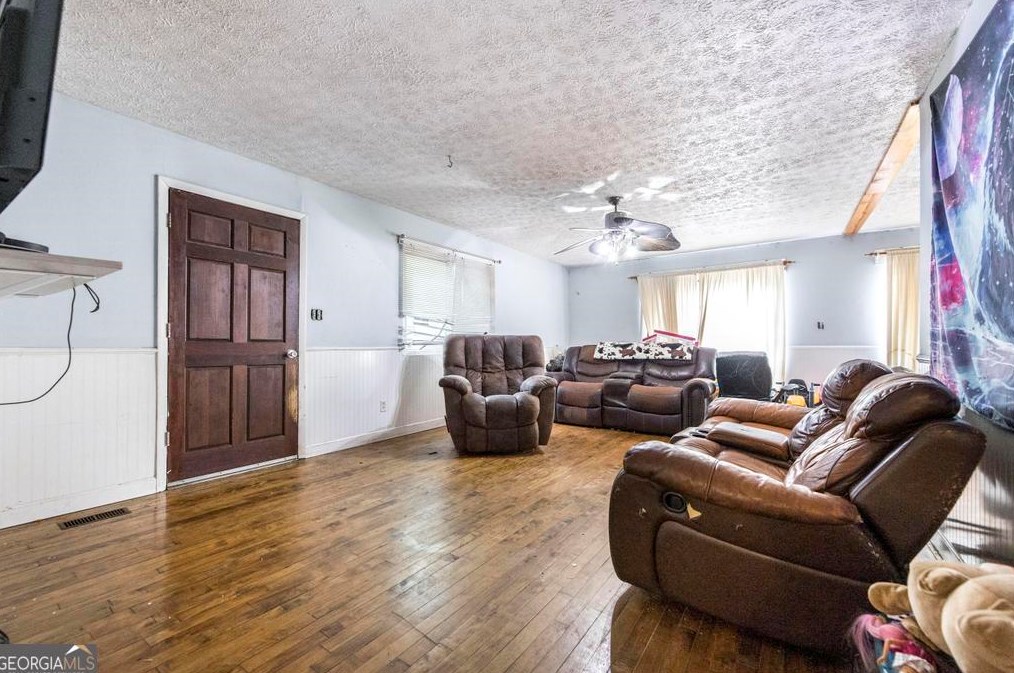 496 Edgewater Dr, Macon, GA 31220