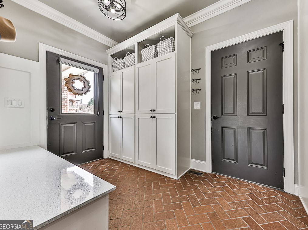 4722 Crestview Way, Flowery Branch GA  30542-3501 exterior
