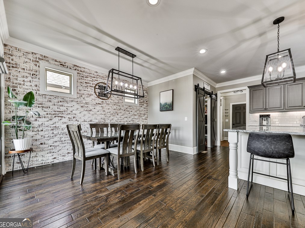 4722 Crestview Way, Flowery Branch GA  30542-3501 exterior