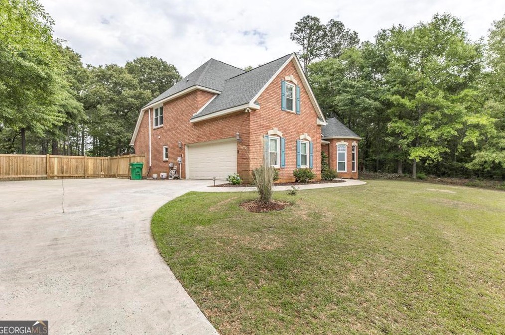 607 Pheasant Ridge Dr, Warner Robins, GA 31088-6550
