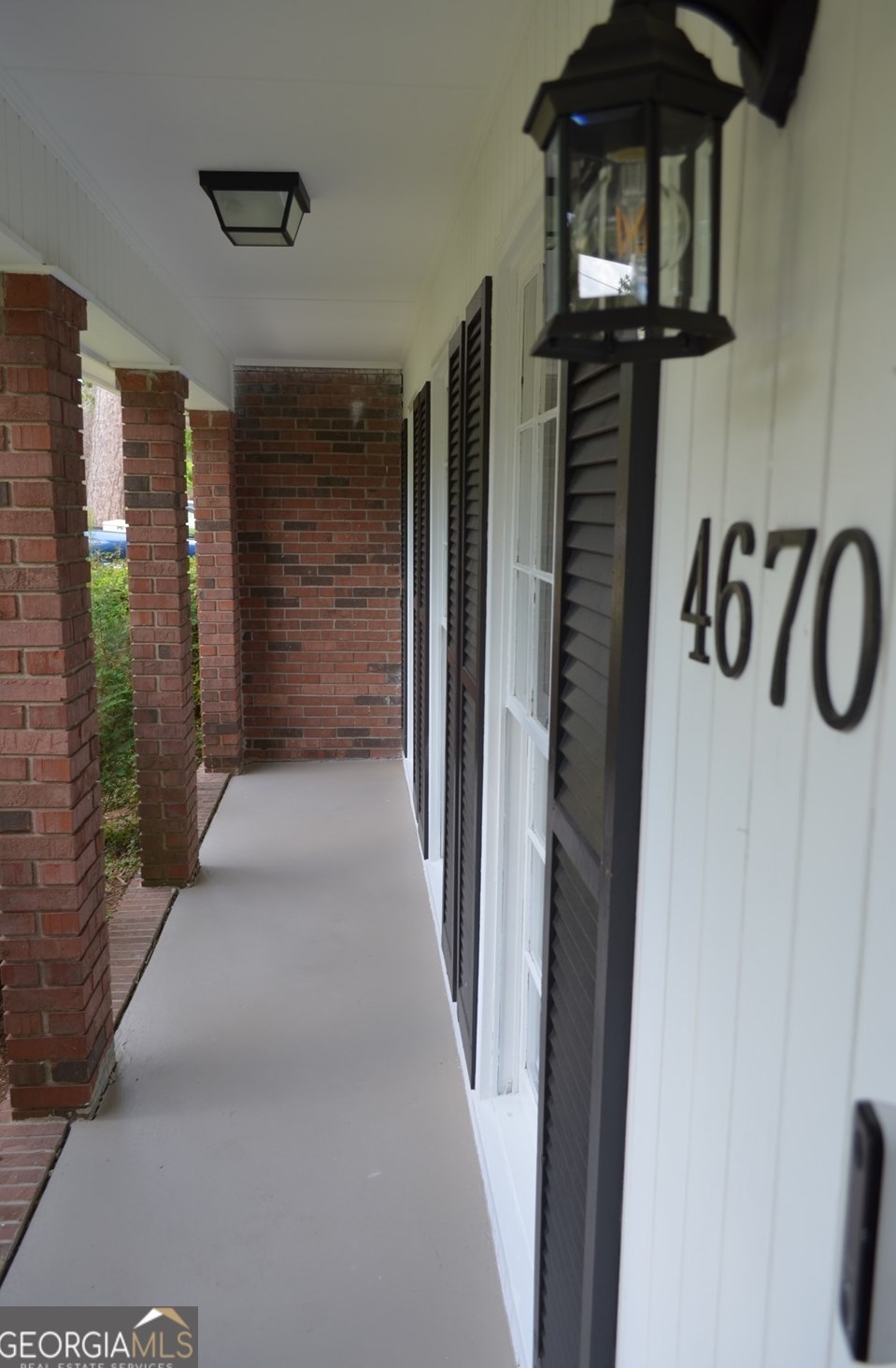 4670 Glenwood Dr, Macon, GA 31210