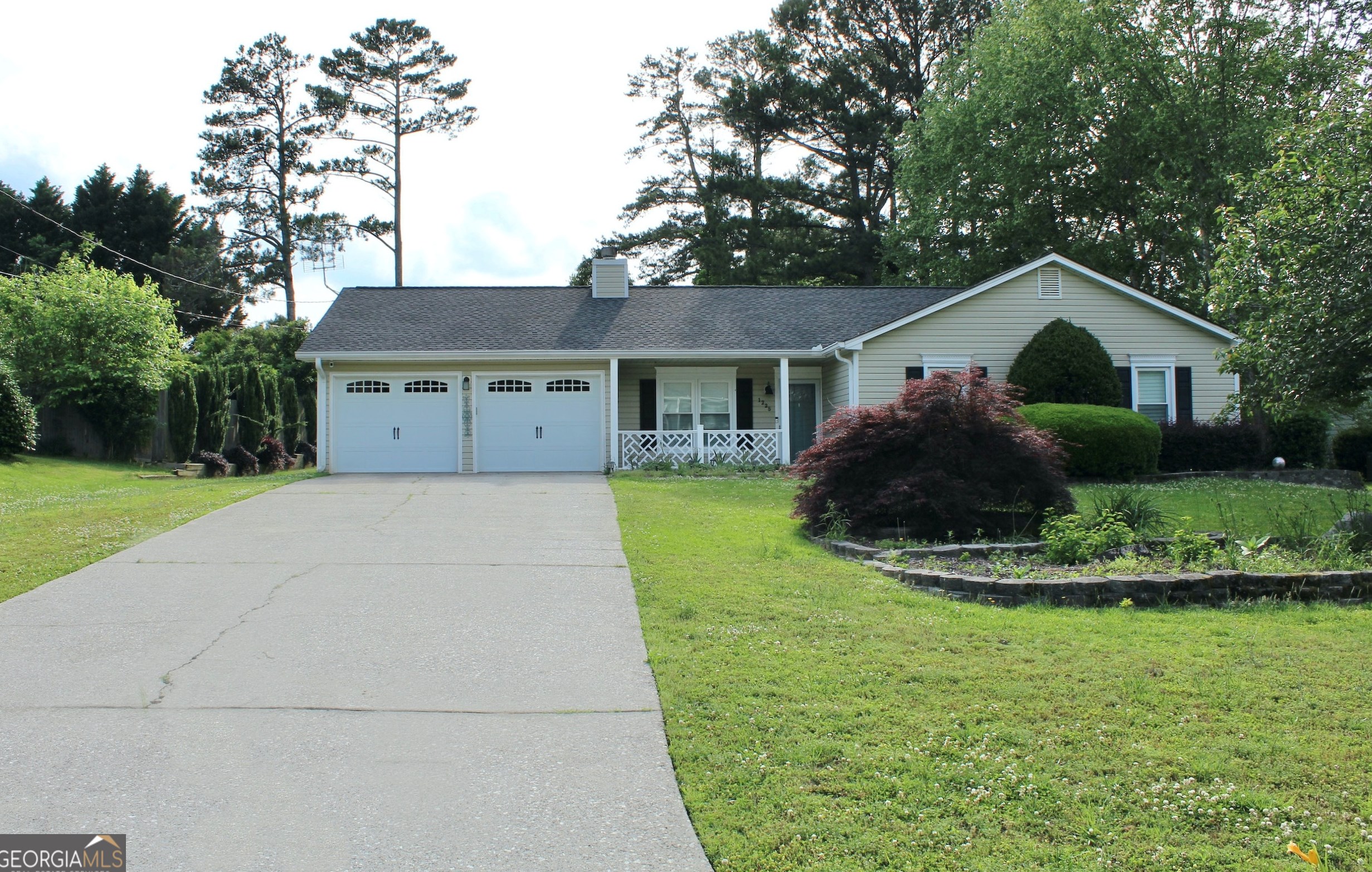 1225 Brookton Dr, Dacula, GA 30019-1562