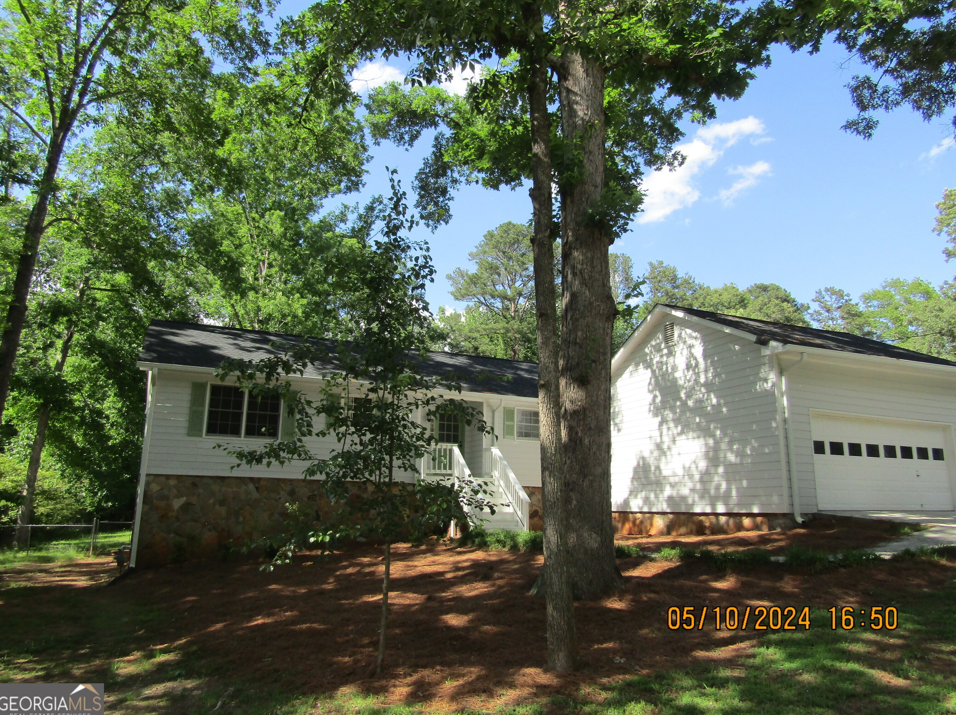 2125 Lost Forest Ln, Conyers, GA 30094