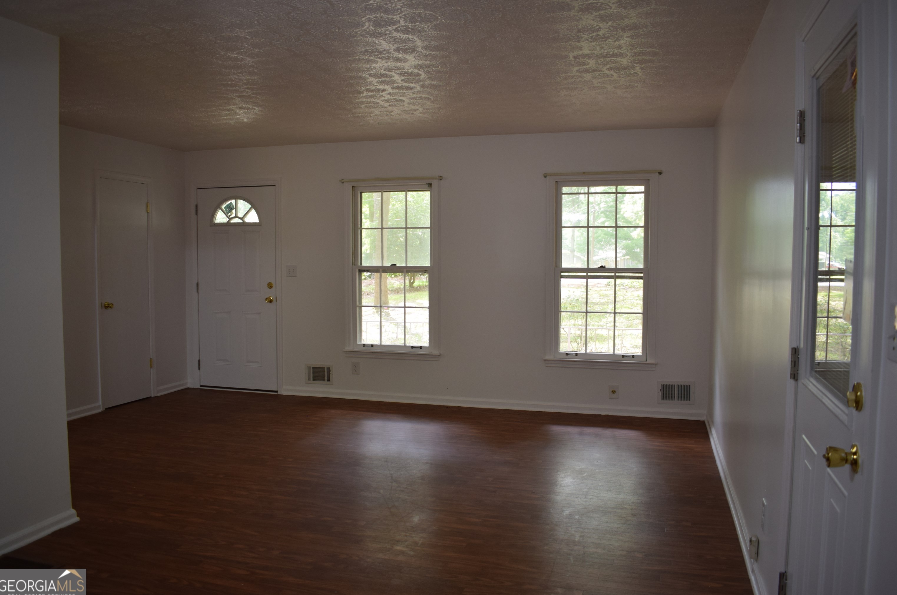 605 Jefferson Ave, Fayetteville, GA 30214