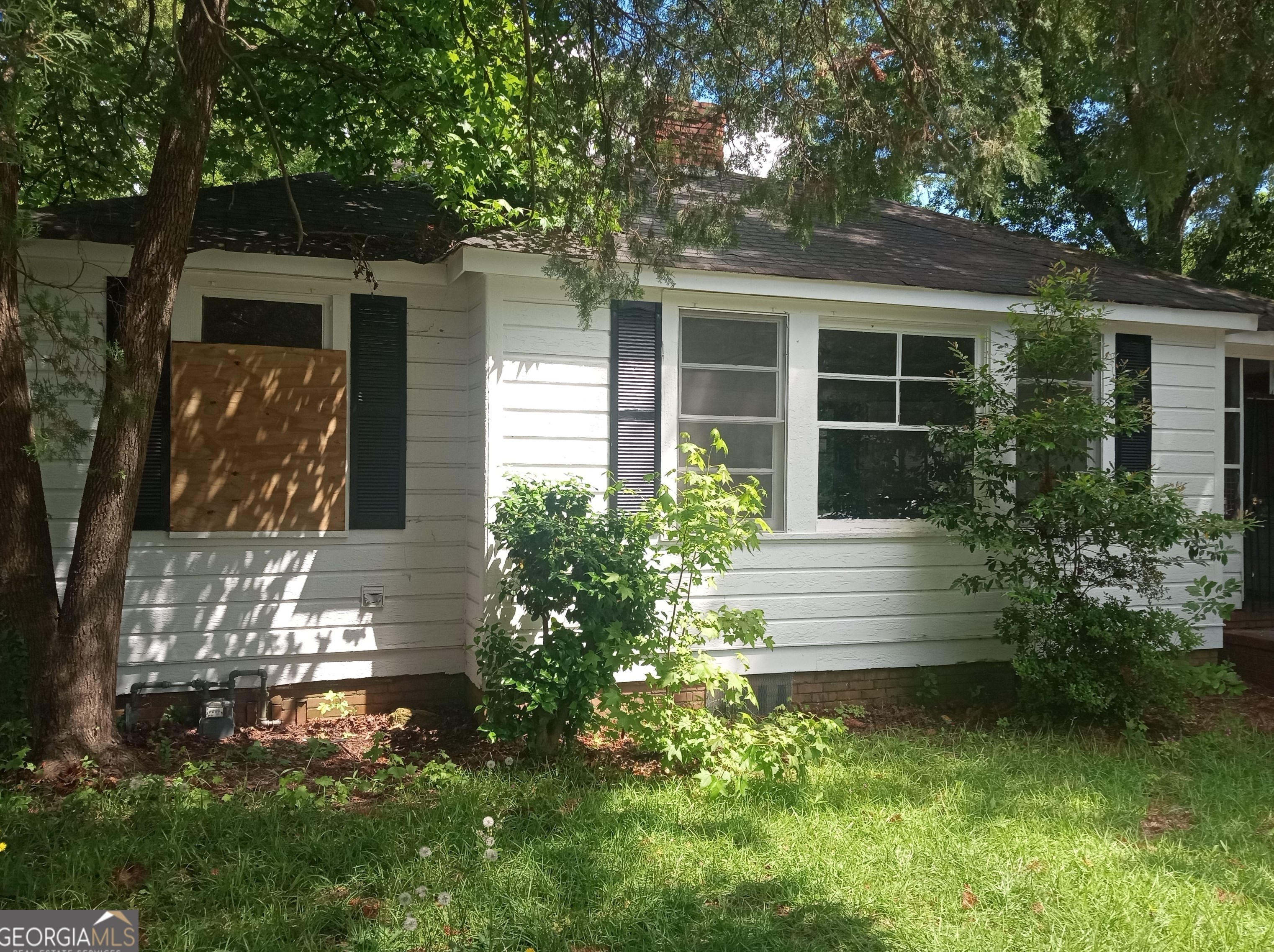 1018 Mimosa Dr, Macon, GA 31204-4312