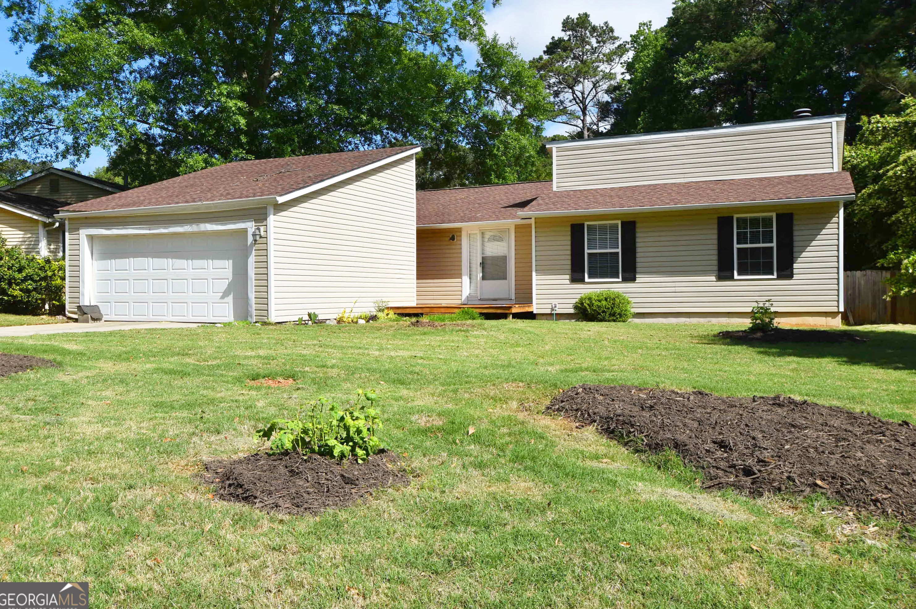 103 Boxwood Ct, Peachtree City, GA 30269