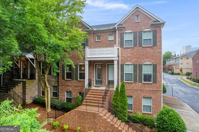 1653 Sabastian Point NE, Atlanta, GA 30329 - Photo 1