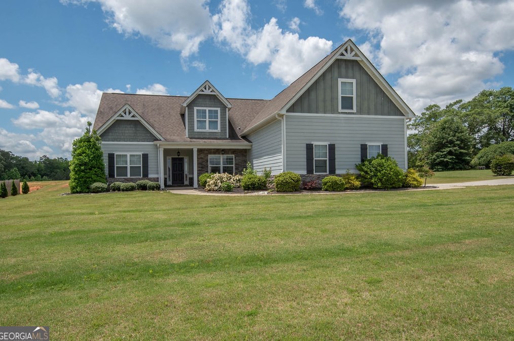 244 Fisherman Ln, Senoia, GA 30276-3182