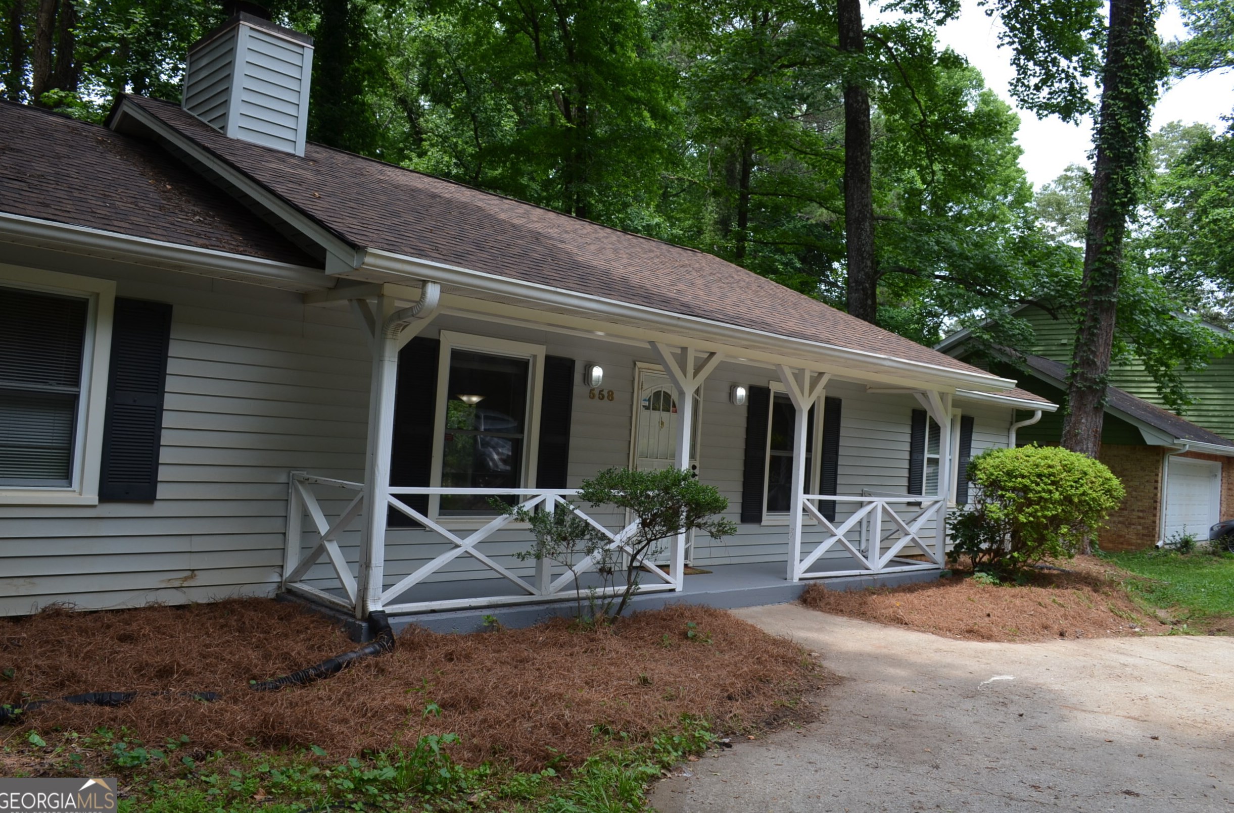 558 Ridge Ave, Stone Mountain, GA 30083