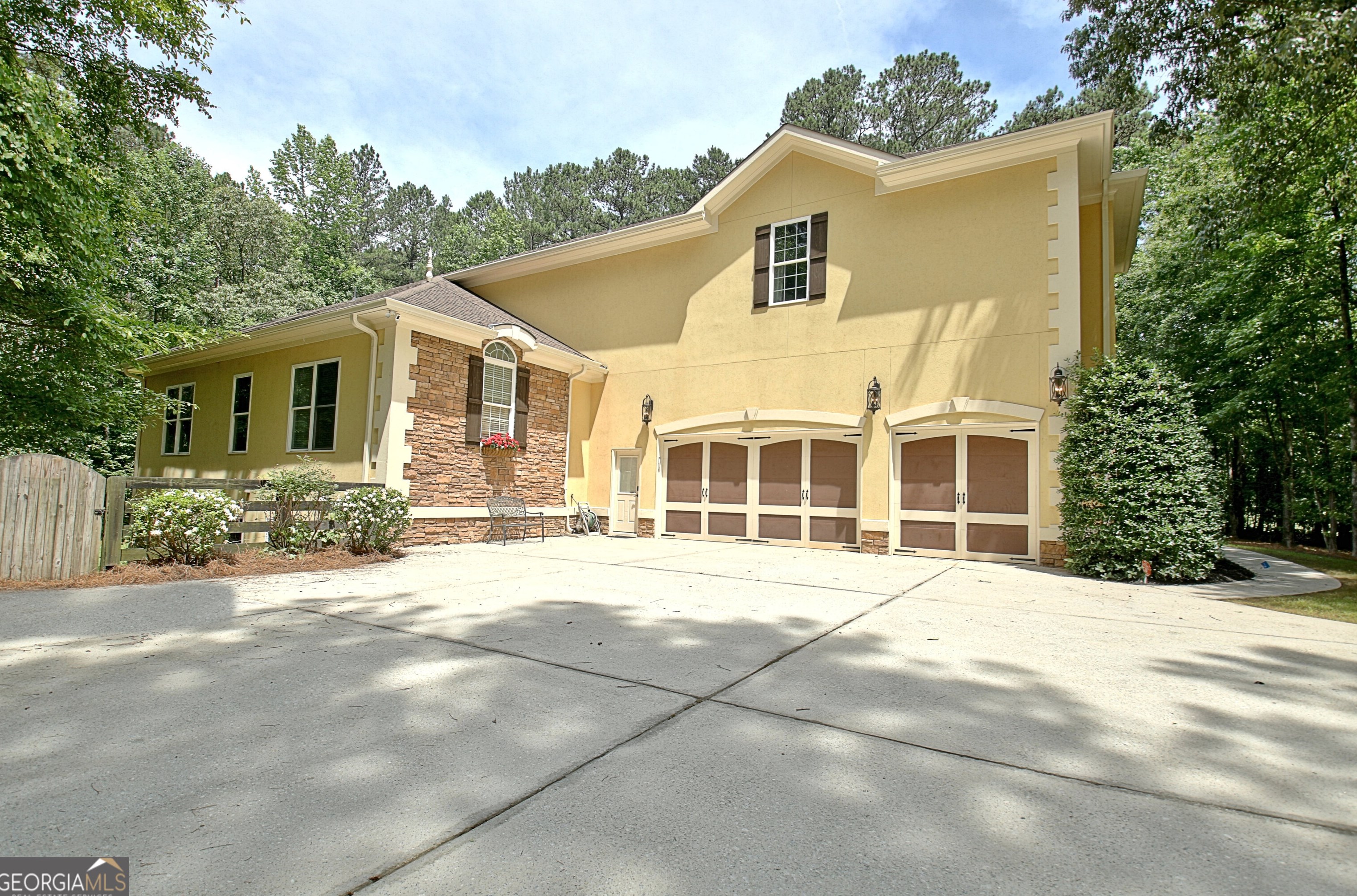 362 Quarters Rd, Fayetteville, GA 30215