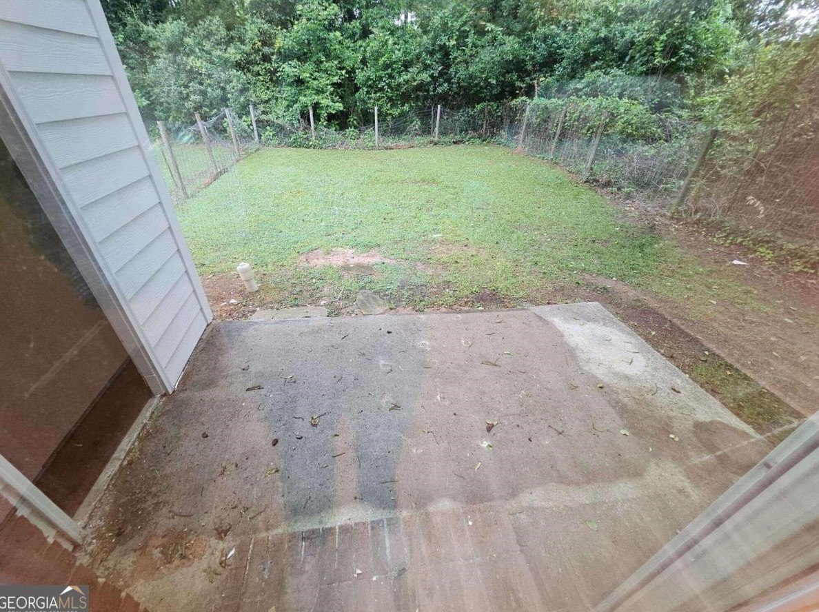 105 Rose Ct, Fayetteville GA  30215-1827 exterior