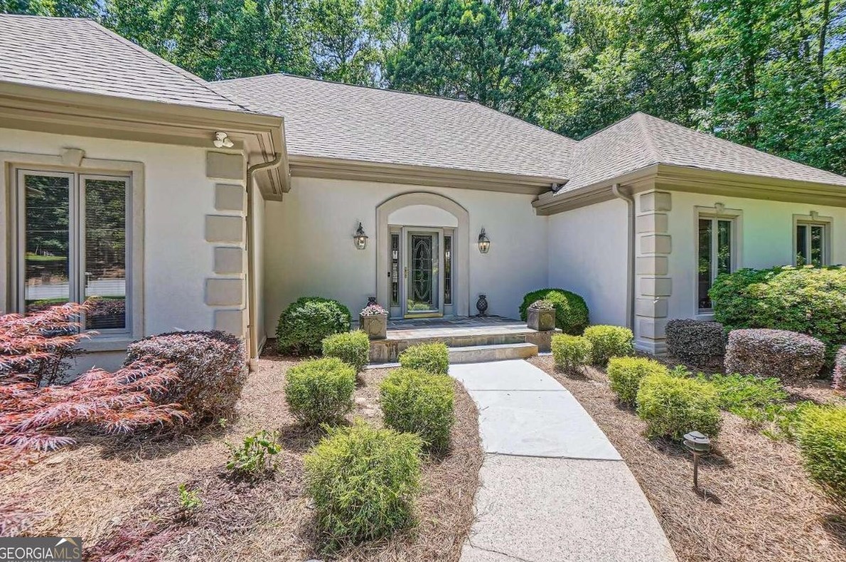 2167 Silversmith Ln, Stone Mountain, GA 30087-1714