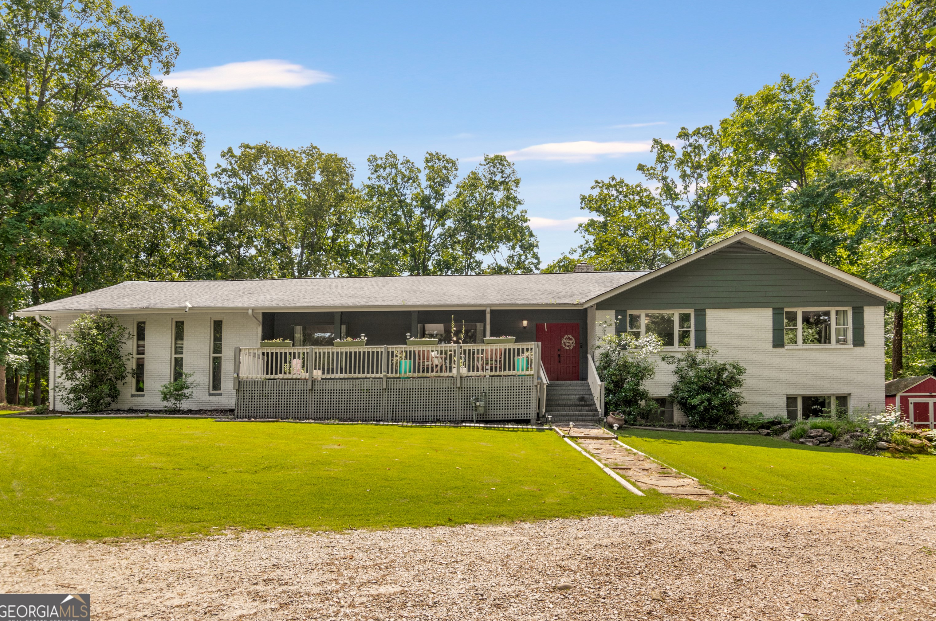 387 Buckeye Rd, Fayetteville, GA 30214