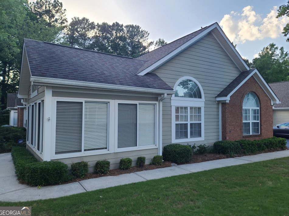 8104 Harvest Ridge Ln, Alpharetta, GA 30022-8646