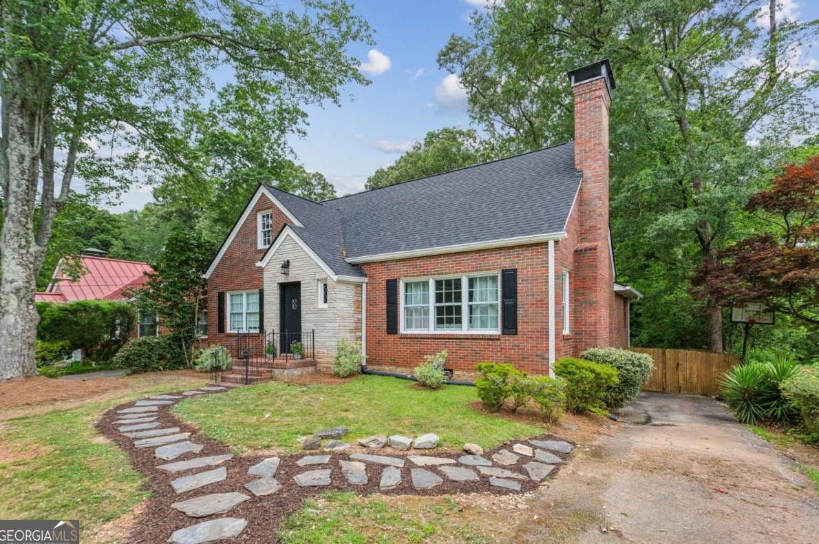 1907 Montrose Dr, Atlanta, GA 30344-3068