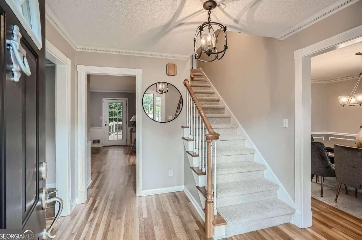 4683 Glenforest Dr, Roswell, GA 30075-5711