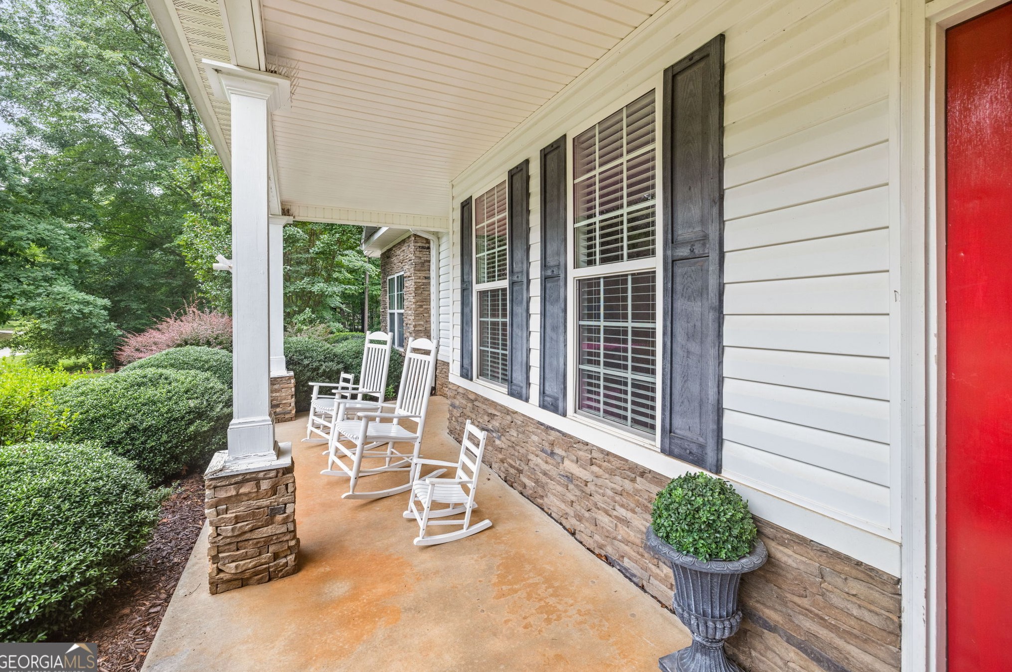 170 Northwoods Dr, Mount Airy, GA 30563-2255