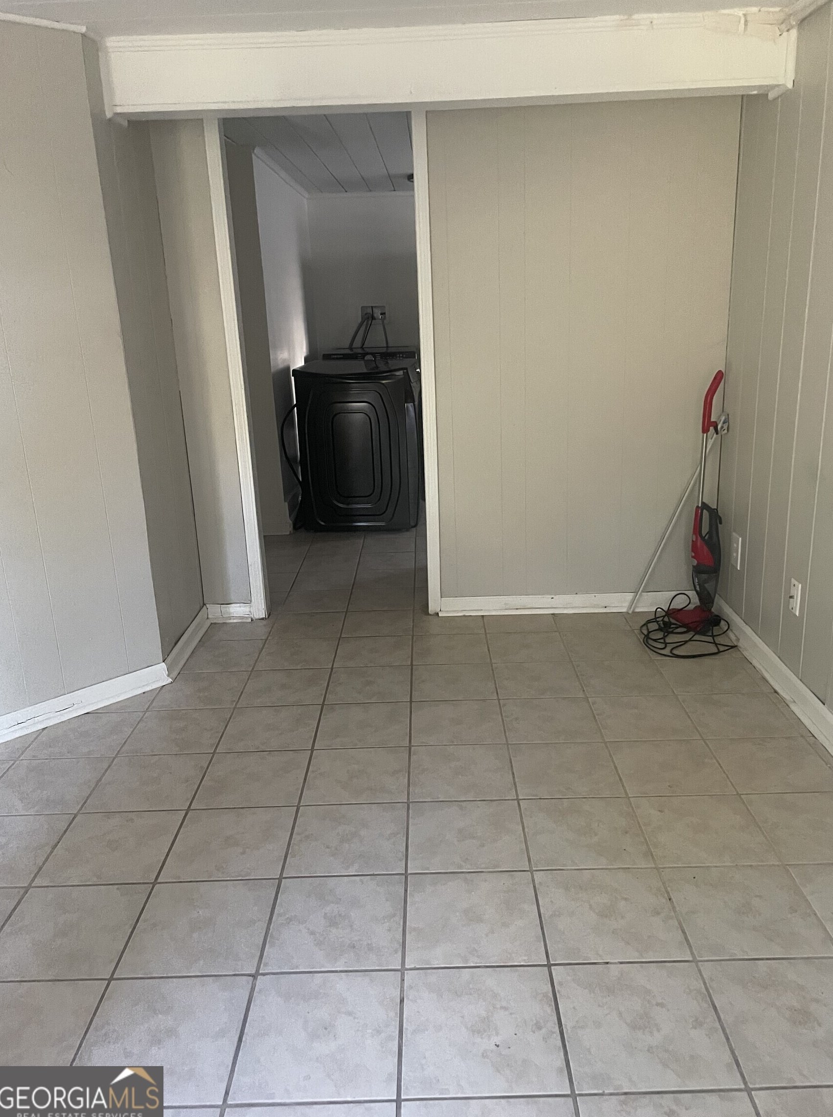 1581 Oglethorpe St, Macon GA  31201-1523 exterior