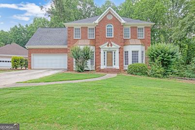 607 Clubland Circle SE, Conyers, GA 30094 - Photo 1