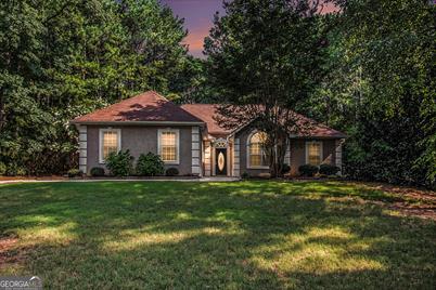 45 Olympia Point, Newnan, GA 30265 - Photo 1