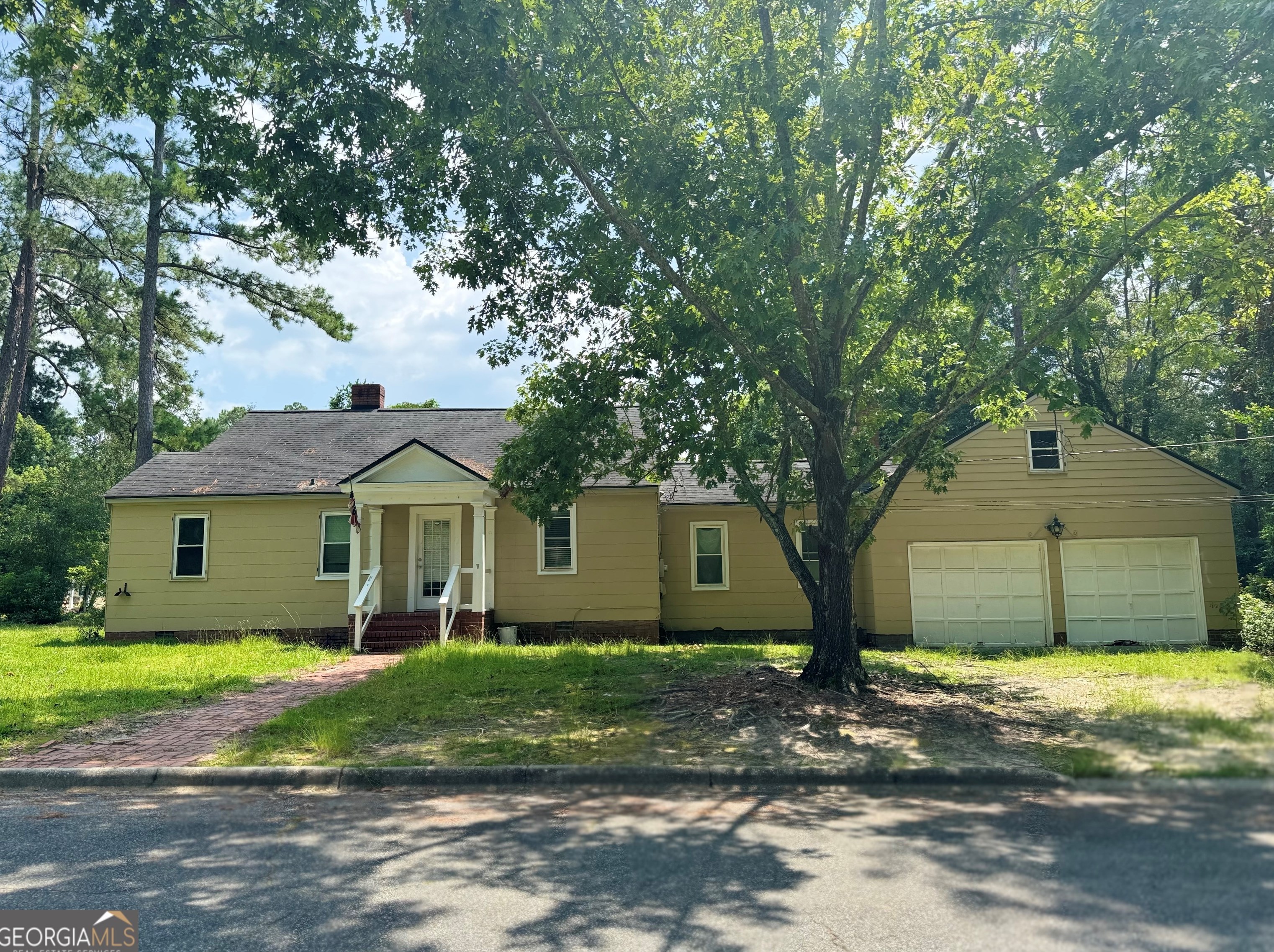 1200 10th St Sw, Moultrie, GA 31768