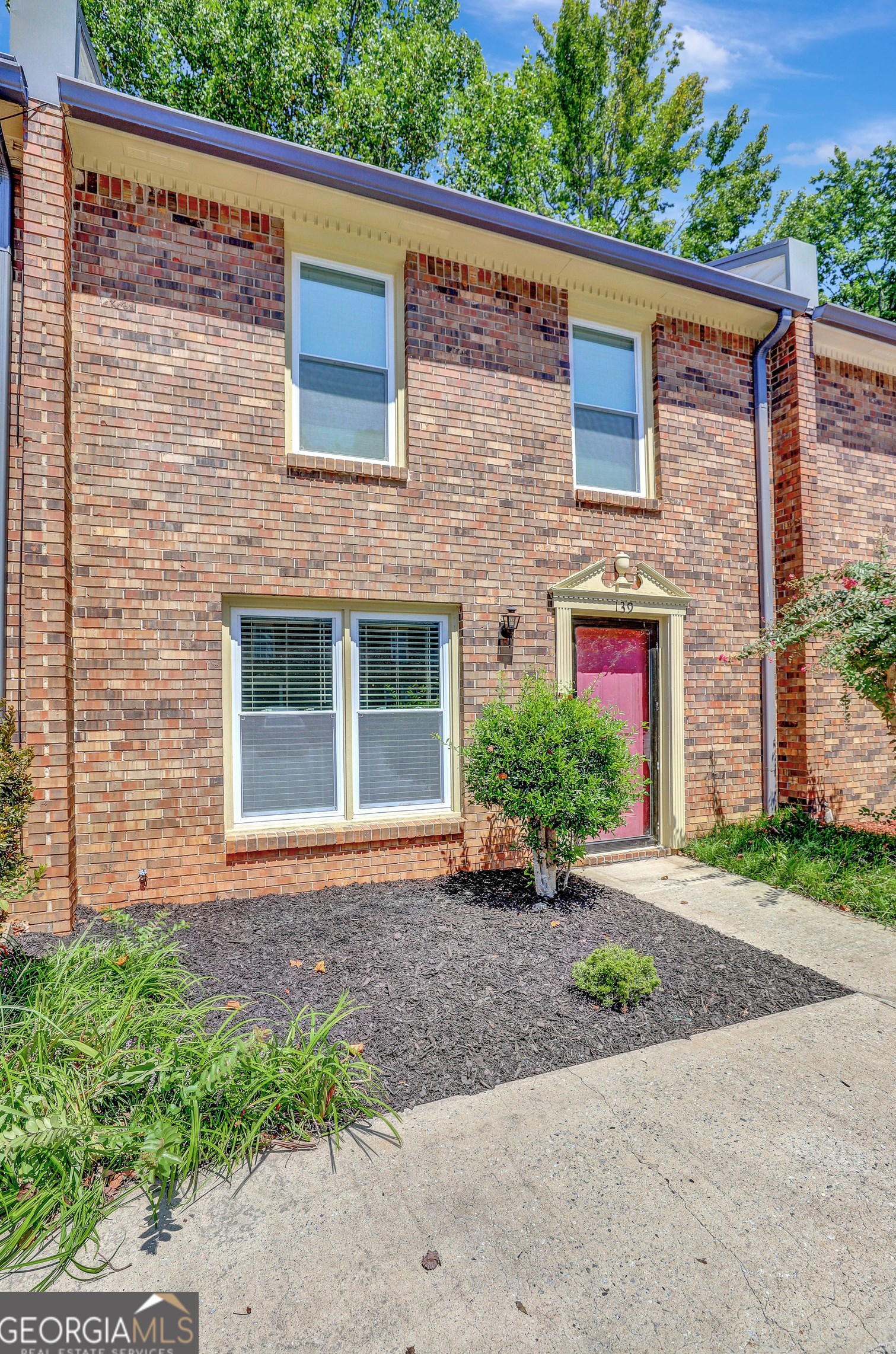 139 Forrest Ave, Fayetteville GA  30214-1393 exterior