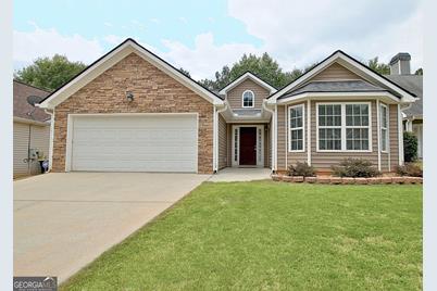 510 Hunterian Place, Newnan, GA 30265 - Photo 1