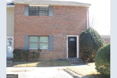 6354 Shannon Parkway, Union City, GA 30291 - Photo 1