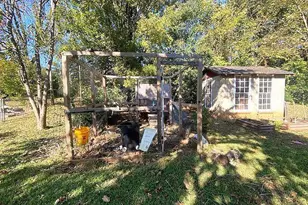 311 E 4th St, West Point, GA 31833 - Photo 30