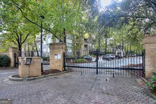 240 Renaissance Pkwy NE, Atlanta, GA 30308 - Photo 38