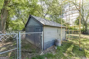 520 Villa Esta Cir, Macon, GA 31206 - Photo 8