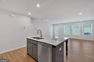 105 Village Green Dr, Adairsville, GA 30103 - Photo 10