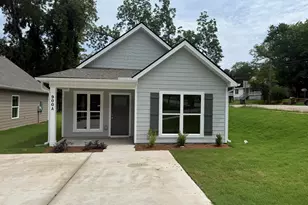 900 N Pkwy, Lagrange, GA 30240 - Photo 1