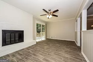 410 Burke Cir, McDonough, GA 30253 - Photo 2