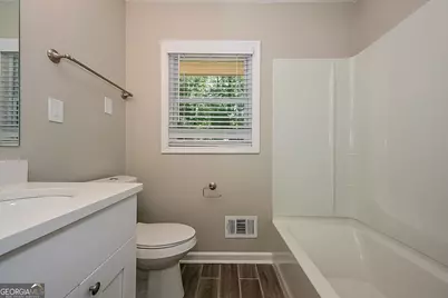 410 Burke Circle, McDonough, GA 30253 - Photo 8