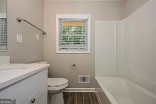 410 Burke Cir, McDonough, GA 30253 - Photo 8