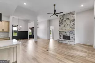 728 Lake Cir Rd, Buchanan, GA 30113 - Photo 10