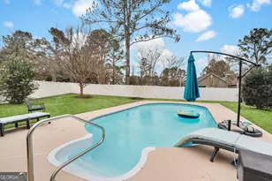 525 St Andrews Cir, Statesboro, GA 30458 - Photo 2