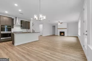 411 Red Wood Ln, Hoschton, GA 30548 - Photo 6