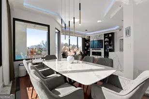 2828 Peachtree Rd NE, Atlanta, GA 30305 - Photo 14