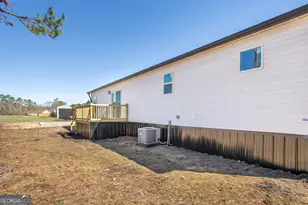 524 Smith Rd, Waycross, GA 31503 - Photo 2