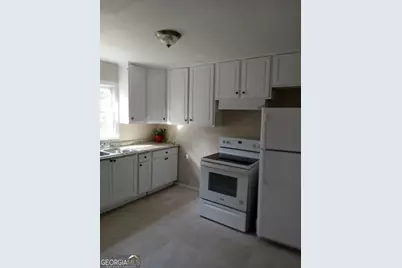 1570 Colonial Drive, Macon, GA 31204 - Photo 8