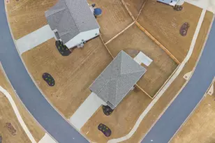 144 Chapel Hl Pkwy, Newnan, GA 30263 - Photo 4