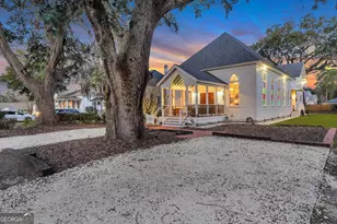 2716 Mechanics Ave, Thunderbolt, GA 31404 - Photo 1