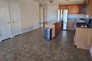 1006 Harbor View Ln, McDonough, GA 30252 - Photo 4